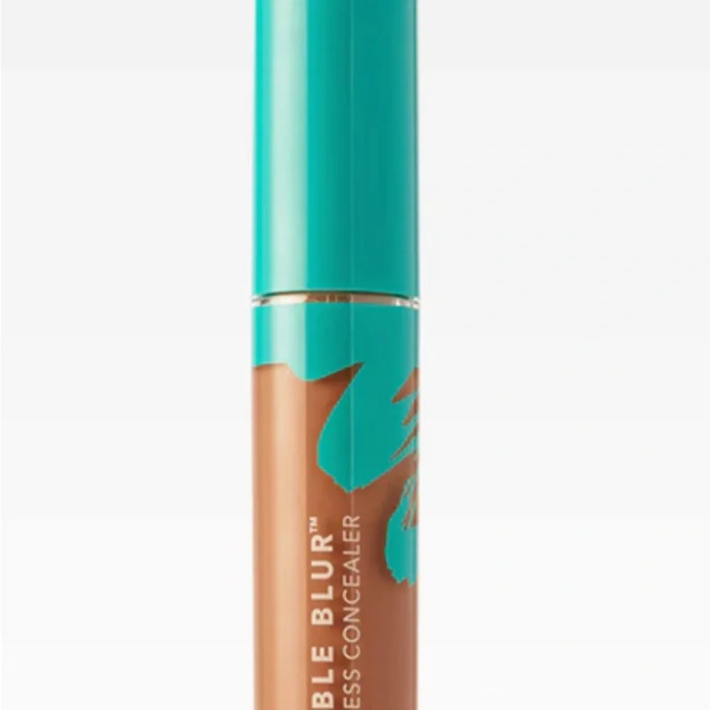 NIB Thrive Deep Rich HD Creaseless Concealer for Flawless Coverage